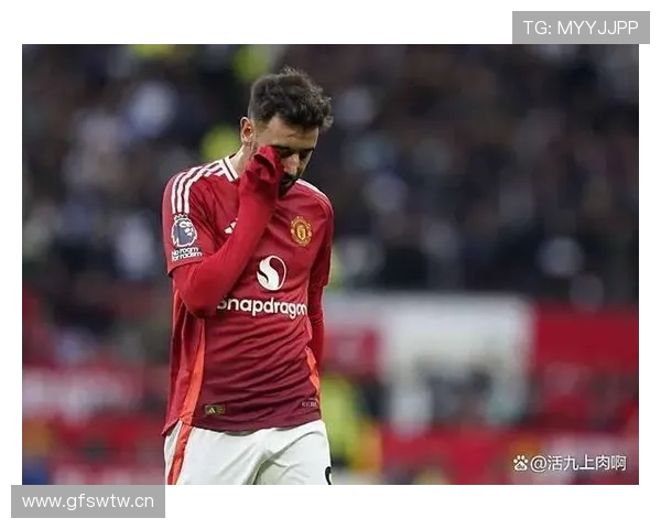 曼联复兴进程未完成:当前赛季竞争格局与稳定性面临考验 曼联复兴进程未完成:当前赛季竞争格局与稳定性面临考验