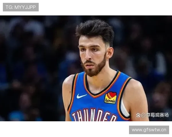 切特·霍姆格伦挡拆创造空间提升内线制点效率明显