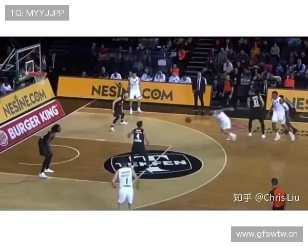 详细解析防守三秒NBA规则的判定标准与执行机制